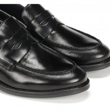 MOCASSINO FLUCHOS HARVARD DORKING D8342 NEGRO