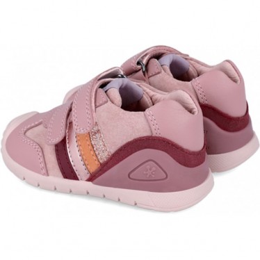 Sneaker urbana Biomecanics 241110 KISS