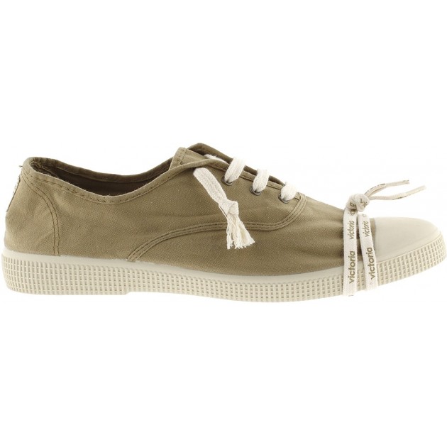 Scarpa sportiva unisex Victoria 1661100 in tela tinta inglese LAUREL Scarpa sportiva unisex Victoria 1661100 in tela tinta inglese LAUREL