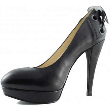 GUESS ZAPATO SALON DE MUJER  NEGRO